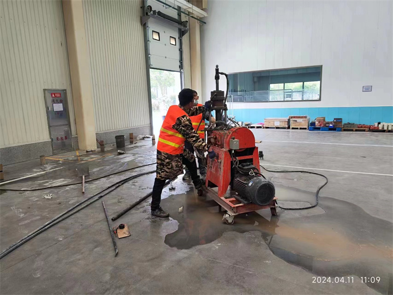 周矶管理区厂房地面下沉塌陷注浆加固施工